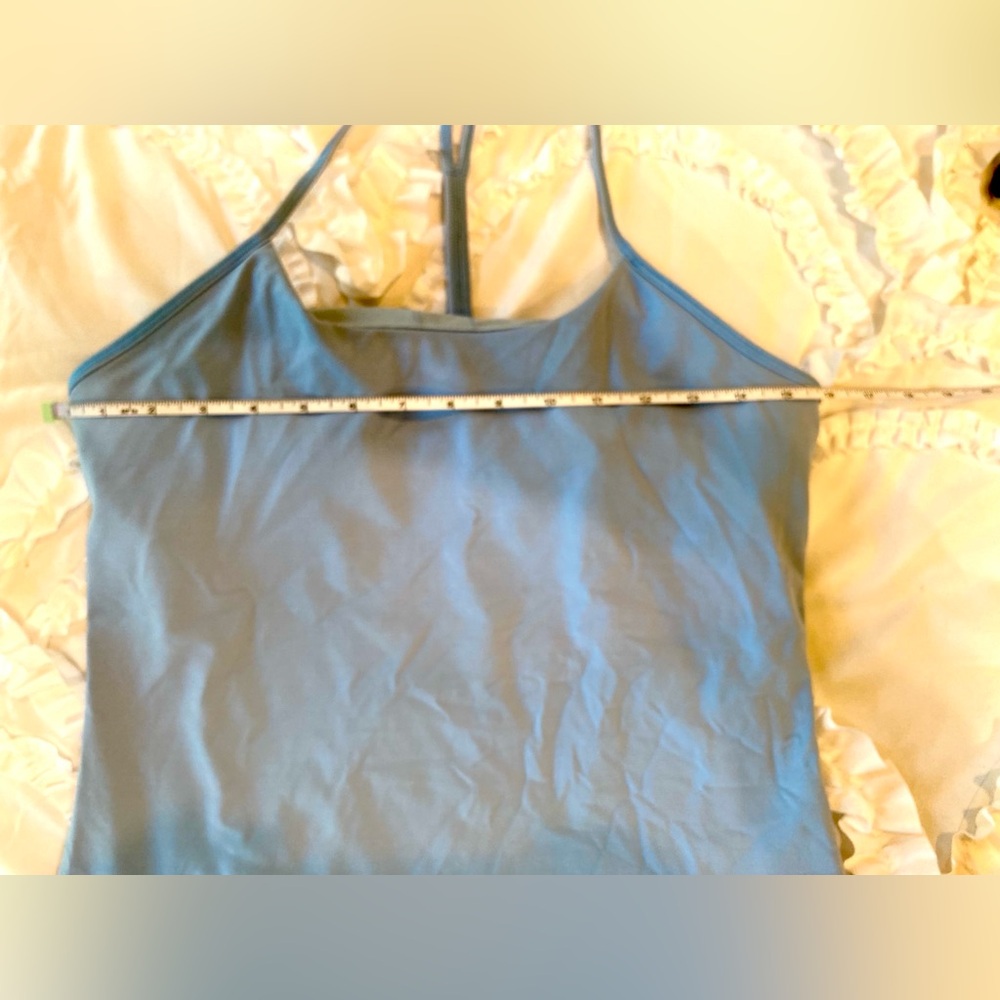 Women's Blue and Burgundy Workout Shorts and Yoga Top Set Size M - Picture 13 of 16